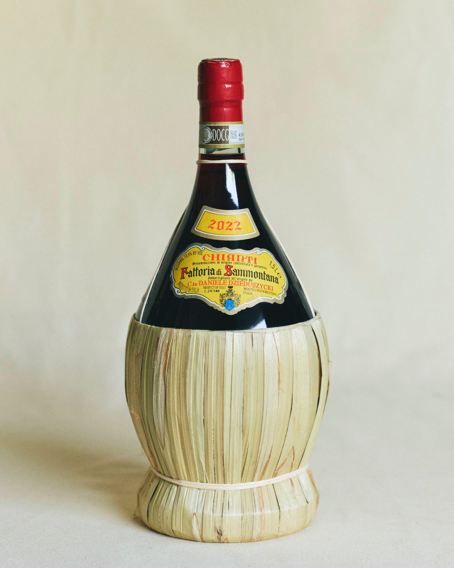 Chianti Fattoria di Sammontana 2022 – bottle of classic Chianti red wine, fiasco 1.5L from Tuscany.